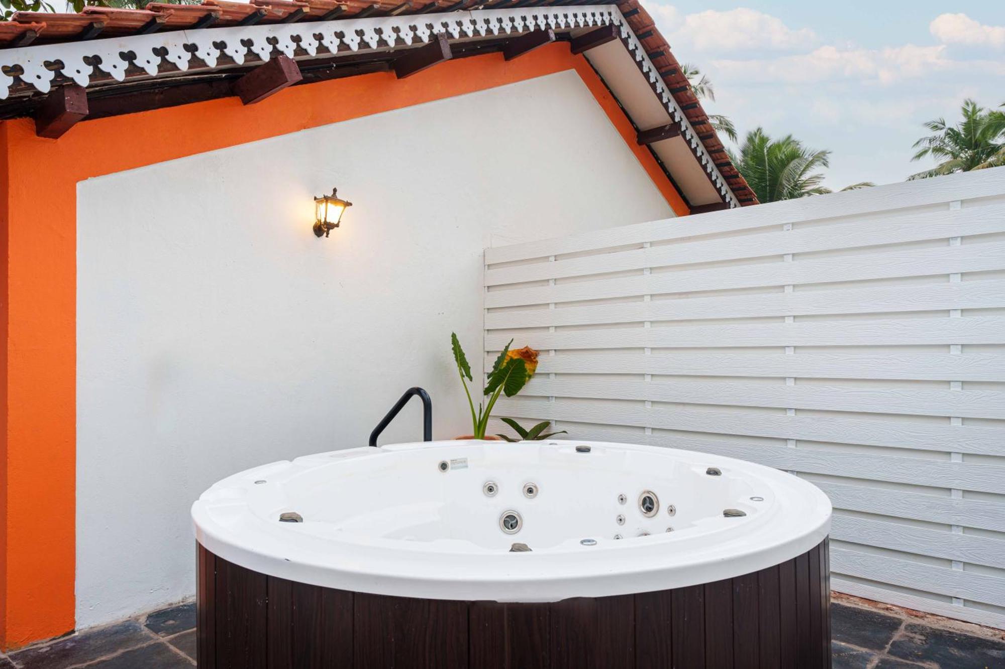 Amã Stays & Trails Aguada Serenity Villa , Goa Candolim Exterior photo